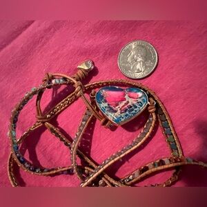 Very pretty heart shaped stone and clasp - wrap bracelet